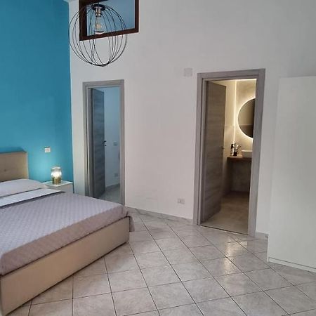 Grazioso Appartamento -Centro Storico Vic Strit Pozzuoli Exteriör bild